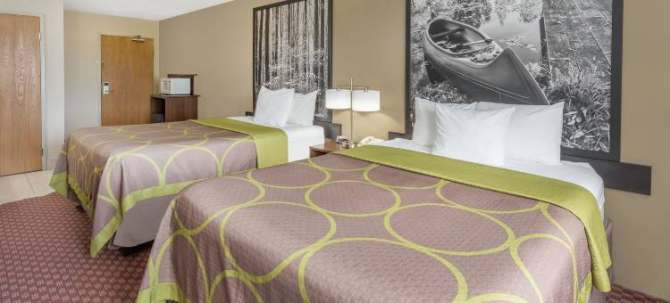 希伯伦洛厄尔地区速8酒店(Super 8 by Wyndham Hebron Lowell Area)图片