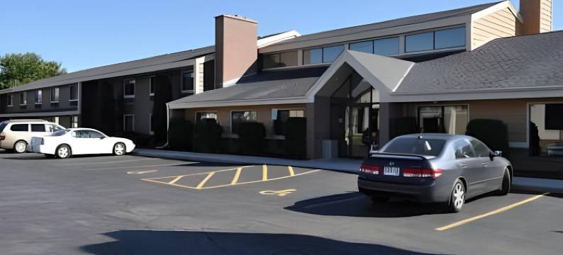 普利茅斯美吟温德姆酒店(AmericInn by Wyndham Plymouth)图片