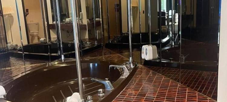 麦基诺城骑士酒店(Knights Inn Mackinaw City)图片