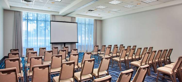 费城机场喜来登套房酒店(Sheraton Suites Philadelphia Airport)图片