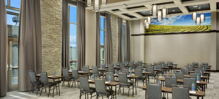 希尔顿欢朋套房酒店-纳帕(Hampton Inn & Suites Napa)图片