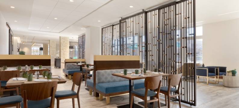 博尔德希尔顿安泊酒店(Embassy Suites by Hilton Boulder)图片