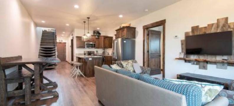 Bear Lair at Teton Valley Idaho图片