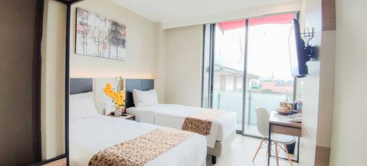 沃诺索博前一丰收酒店(Front One Harvest Hotel Wonosobo)图片