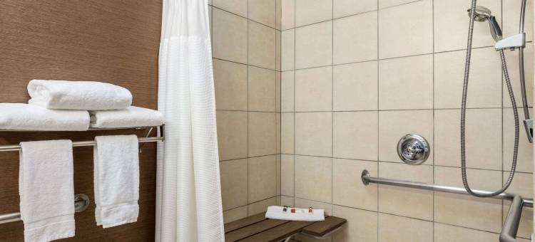 塔尔萨呗盟温德姆酒店(Baymont by Wyndham Tulsa)图片