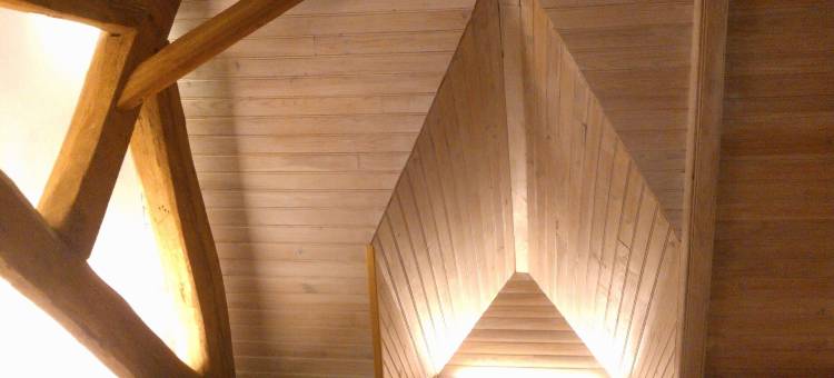 红色百叶窗拉隆格酒店(La Longère Aux Volets Rouges)图片