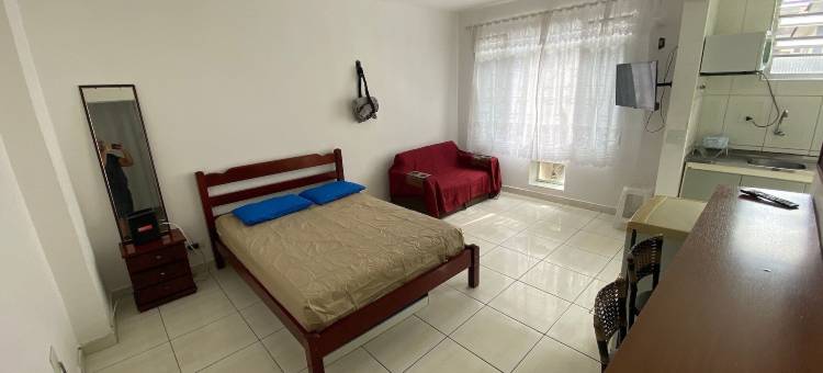 脚踏沙滩堡垒角(Pé na Areia Canto do Forte)图片