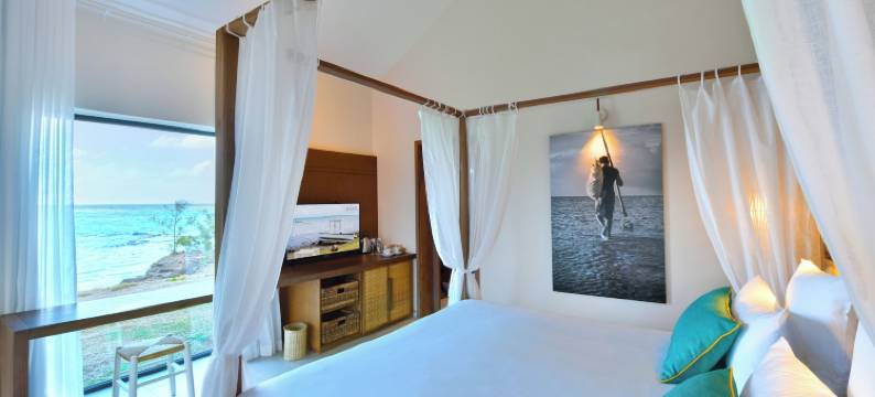 康斯坦斯-Tekoma(Constance Tekoma)图片