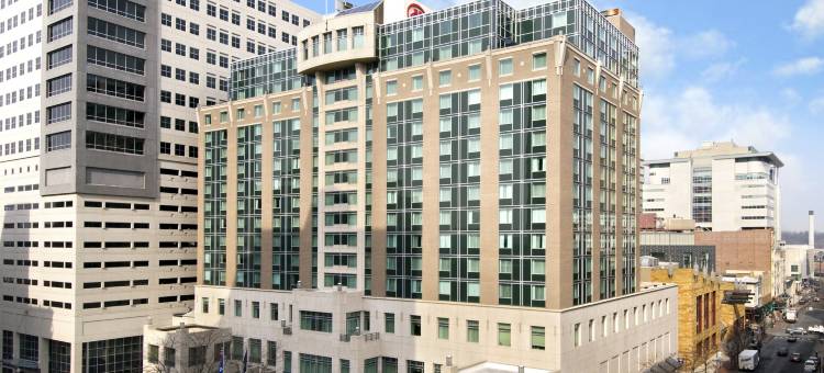 哈里斯堡希尔顿酒店(Hilton Harrisburg)图片