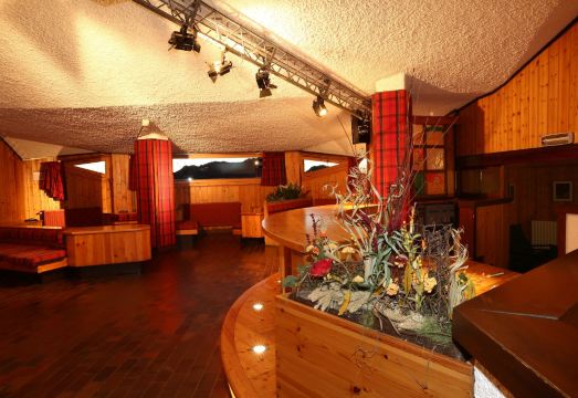 Albergo Quarto PirovanoHotel Overview