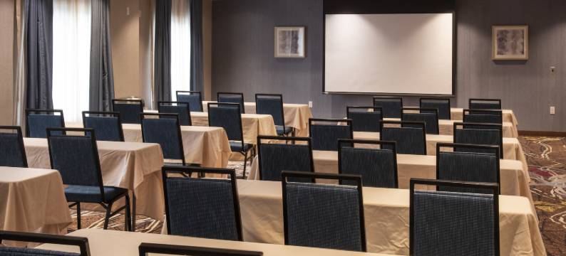 西雅图/雷德蒙瓦欢朋酒店(Hampton Inn & Suites Seattle/Redmond)图片