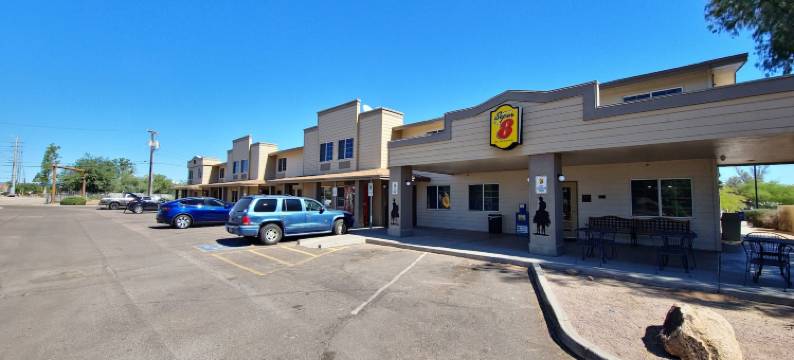 威肯伯格速8酒店(Super 8 by Wyndham Wickenburg AZ)图片
