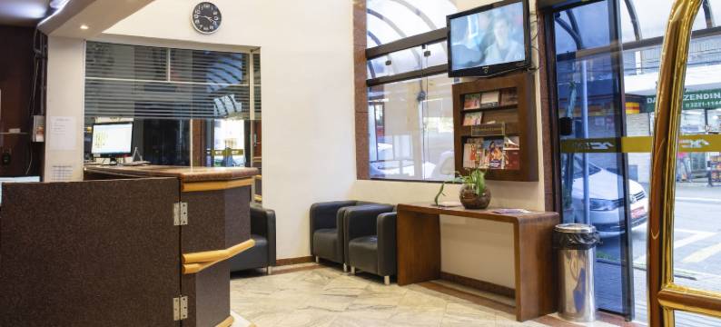 菲尼克斯良好度假屋酒店(Fênix Hotel BOM Retiro)图片