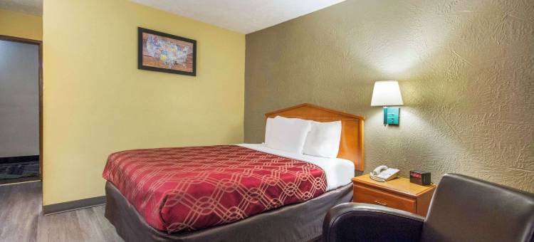 兰辛-莱文沃思伊克诺旅馆(Econo Lodge Lansing - Leavenworth)图片