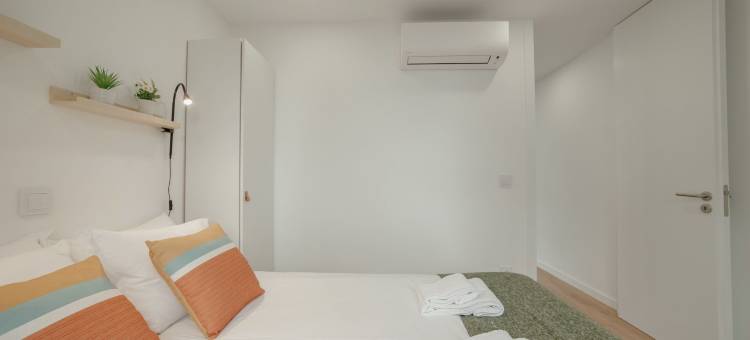 庭院波尔图设计公寓L配有露台(Courtyard Oporto Design Apartment L with Terrace)图片