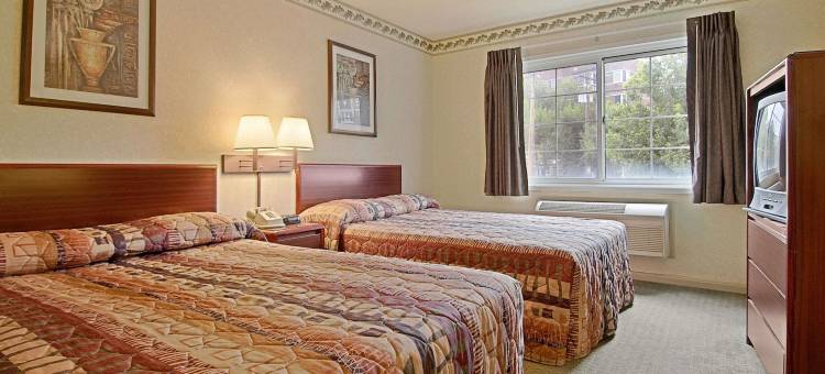 克利夫兰莱克伍德温德姆戴斯酒店(Days Inn by Wyndham Cleveland Lakewood)图片