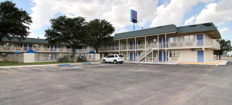 斯托克顿堡6号汽车旅馆(Motel 6 Fort Stockton, TX)图片
