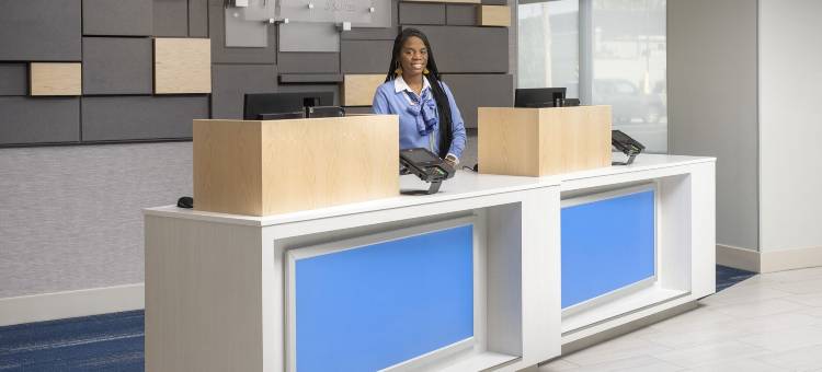 洲际酒店集团智选假日酒店及套房金斯兰I-95-海军基地区(Holiday Inn Express & Suites Kingsland I-95-Naval Base Area)图片