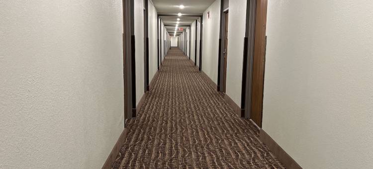 路易斯维尔东品质套房酒店(Quality Inn & Suites Louisville East)图片