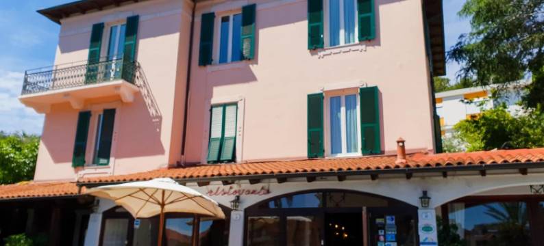 伊尔卡米奈托餐厅酒店(Hotel Ristorante Il Caminetto)图片