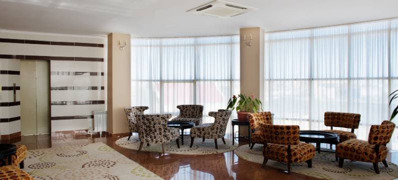 中文酒店健身中心(Hotel & Fitness Center Mandarin)图片