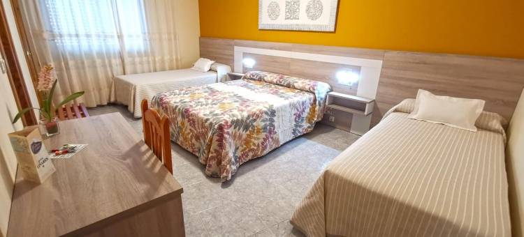 丽娜勒斯酒店(Hotel Liñares)图片