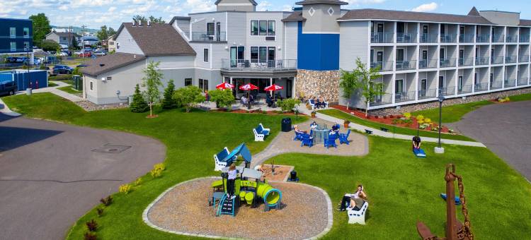 公园岬码头酒店(Park Point Marina Inn)图片