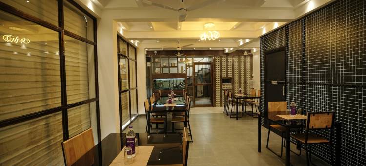 斯里贾神秘(Sreeja Myst)图片