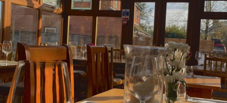 六铃酒店(The Six Bells)图片