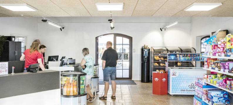 费恩斯特兰湖畔露营地(First Camp Hasmark Strand Fyn)图片