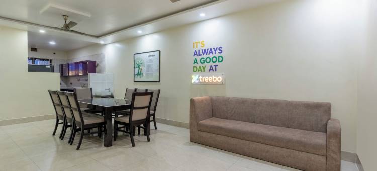 比斯图普尔的Treebo金色沙滩(Treebo the Golden Sands, Bistupur)图片