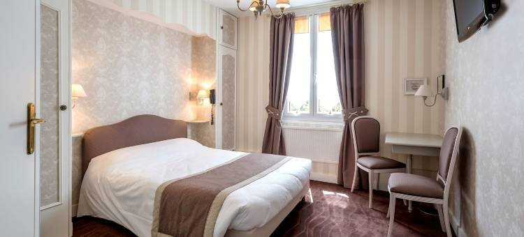 罗切斯港酒店(Logis Hôtel Auberge du Port des Roches)图片