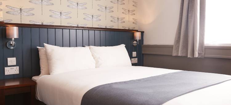 角落屋酒店 - 格林国王旅馆(Corner House Inn by Greene King Inns)图片