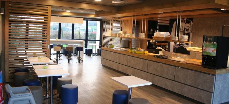 宜必思快捷马恩河谷蓬托孔博酒店(Ibis Budget Marne la Vallée Pontault Combault)图片