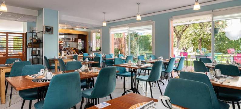 德尔图尔勒普恩维利吉利亚德直营酒店(Deltour Hotel le Puy En Velay)图片