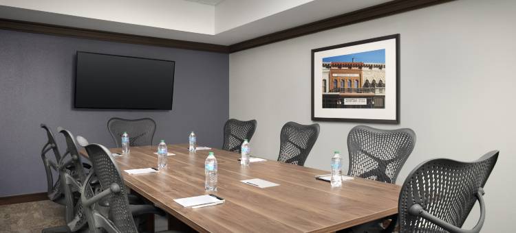 格兰伯瑞希尔顿花园酒店(Hilton Garden Inn Granbury)图片