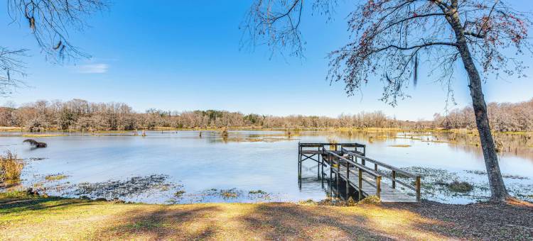 布林森湖畔小屋：月亮背后(Lakefront Cabin in Brinson: Behind the Moon)图片