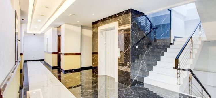 OAK联排别墅靠近塞马朗公园购物中心(原塞马朗精品酒店)(Townhouse Oak Near the Park Mall Semarang Formerly Semarang Boutique Hotel)图片