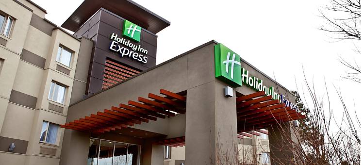 Holiday Inn Express & Suites 兰利智选假日酒店(Holiday Inn Express & Suites LANGLEY by IHG)图片
