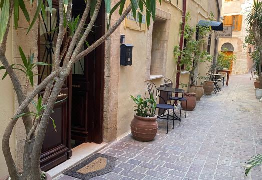 Helena HotelHotel Overview