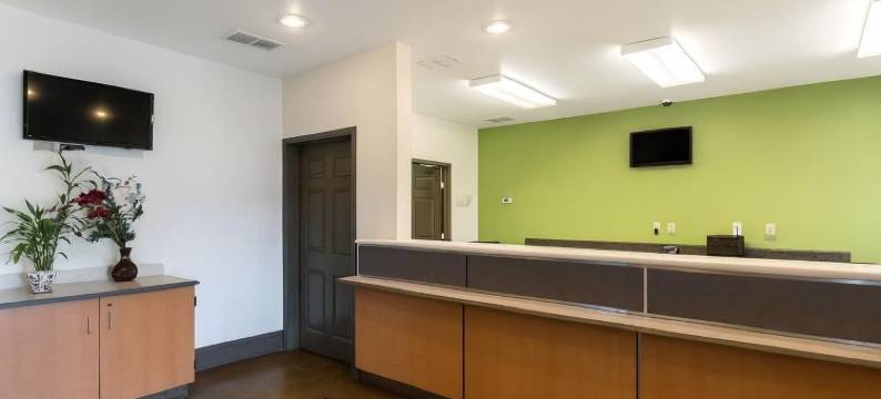 拉伯克, 德州-蓝帽花-医学中心套房酒店(Blue Bonnet Suites -Lubbock, TX - Medical Center)图片