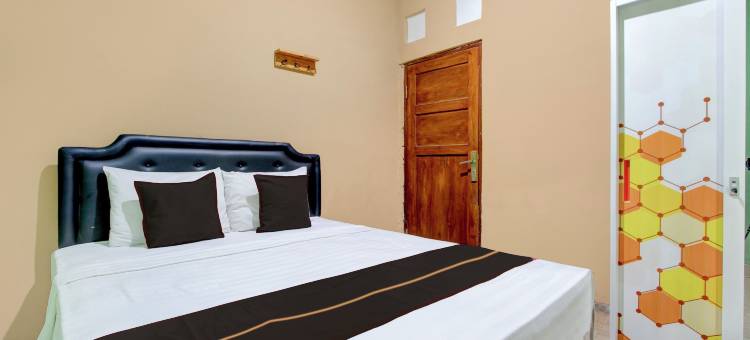 OYO 94851 瓦图伦邦 1 旅馆(OYO 94851 Watulumpang 1 Guest House)图片