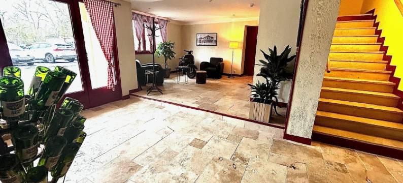 雷莱斯200博尔内斯(RELAIS LES 200 BORNES)图片