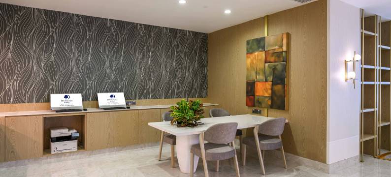 吉达安达卢斯购物中心酒店(DoubleTree by Hilton Jeddah Al Andalus Mall)图片