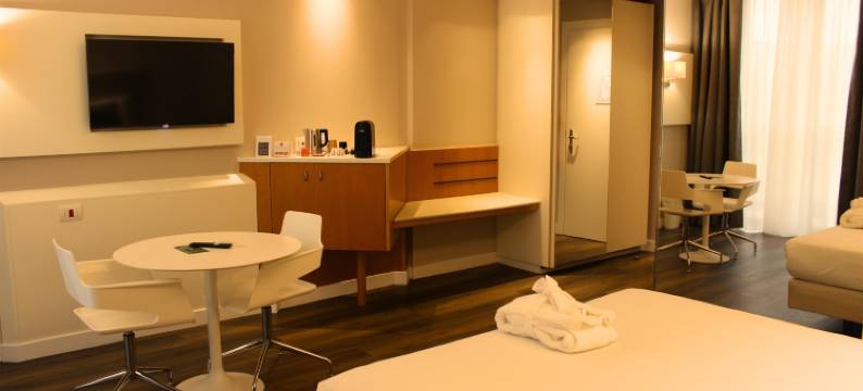 斐尔拉日冕贝斯特韦斯特酒店(Best Western Mirage Hotel Fiera)图片