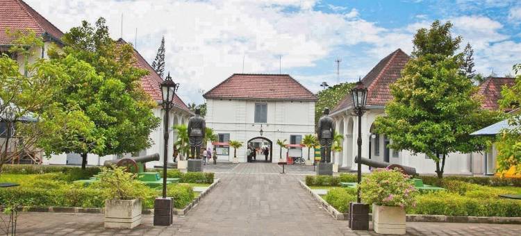红多兹酒店近日惹穆罕默迪耶大学(RedDoorz Near Universitas Muhammadiyah Yogyakarta)图片