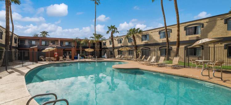 古德伊尔-菲尼克斯西凯艺套房酒店(Quality Inn & Suites Goodyear - Phoenix West)图片