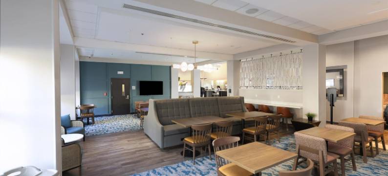 迈阿密椰林珊瑚山墙欢朋酒店(Hampton Inn Miami-Coconut Grove/Coral Gables)图片