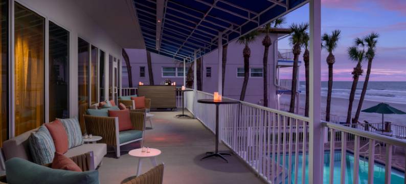 坦帕湾 - 北雷廷顿海滩希尔顿逸林海滩度假酒店(DoubleTree Beach Resort by Hilton Hotel Tampa Bay - North Redington Beach)图片