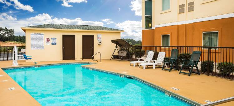 奥古斯塔艾森豪威尔堡附近温德姆戴斯套房汽车旅馆(Days Inn & Suites by Wyndham Augusta Near Fort Eisenhower)图片